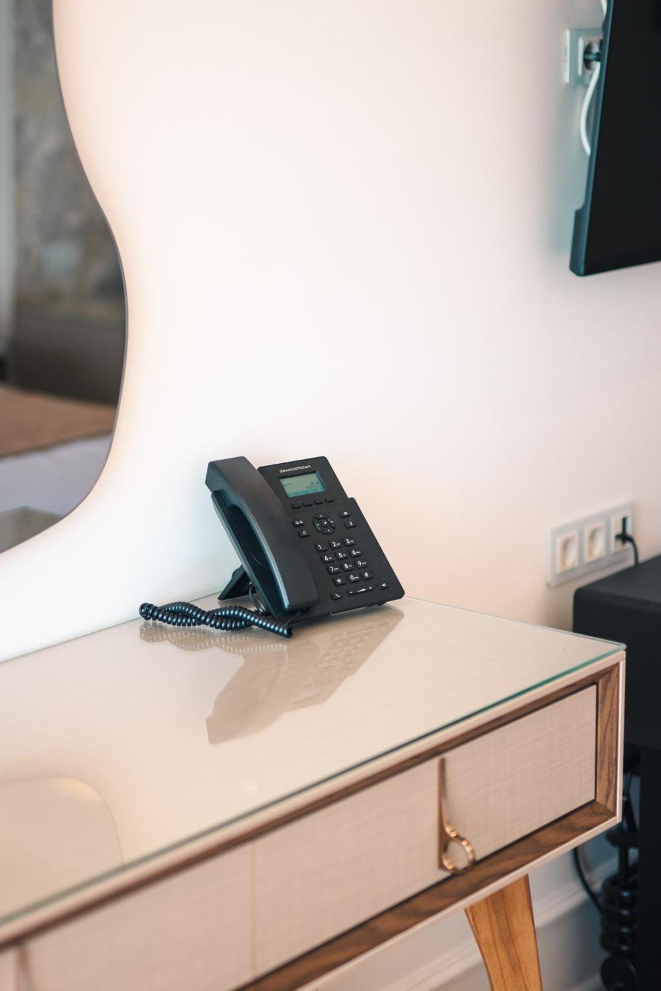 Miramar Hotel Улцин Екстериор снимка