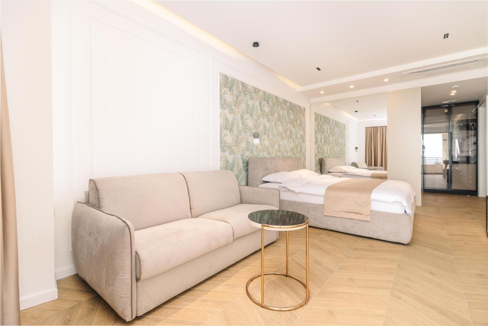 Miramar Hotel Улцин Екстериор снимка